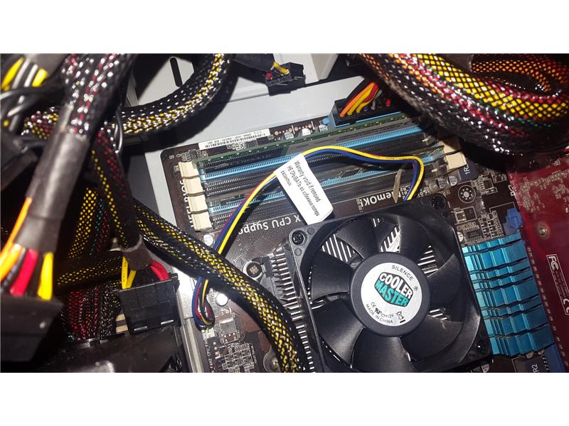 2 . El Bilgisayar Kasası AMD Athlon FX 3,5 GHz ve üstü 8 GB ram 250+500 GB HDD 1 gb ekran