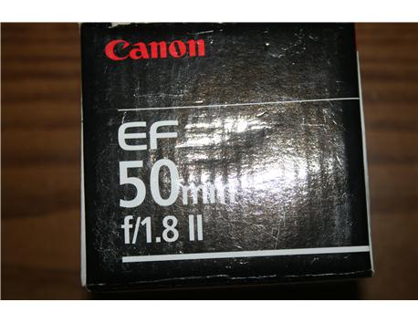 canon 50mm lens 1.8