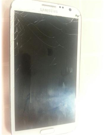 iphone 4 veya 4s ile ozellikle beyaz olmasini istiyorum takas edilir. 