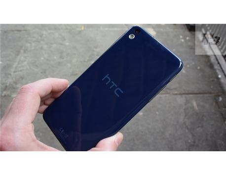 HTC DESİRE 816 . TAKAS SADECE IPHONE VE WİNDOWS PHONE İLE OLUR . SATIŞ FİYATI 1250 TL . CİHAZ 1 HAFTA ÖNCE 1500 TL YE ALINDI . 