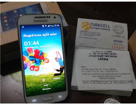 16 AY GARANTİSİ OLAN SAMSUNG S4 MİNİ SIFIR DAN HİÇ BİR FARKI YOK...