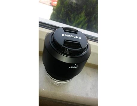 Samsung NX1000 + 50-200 Objektif