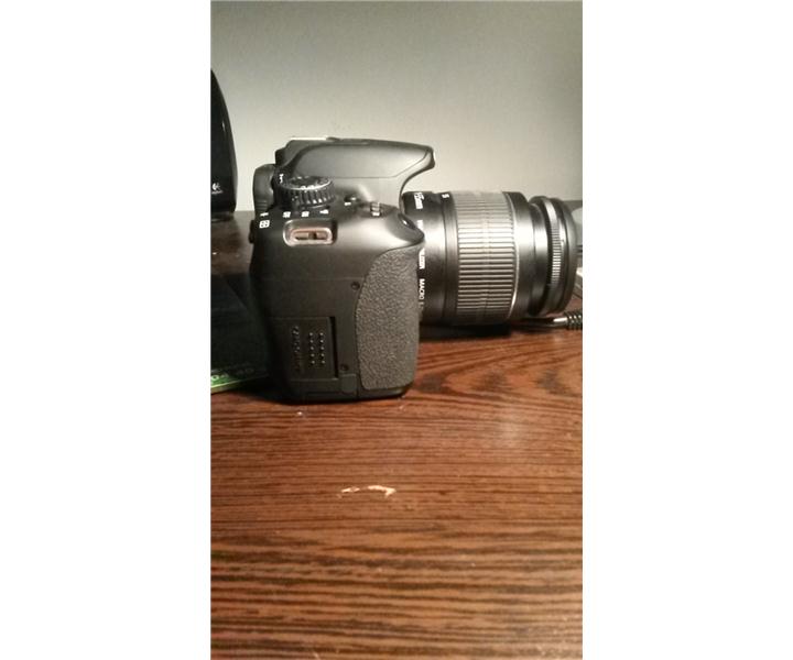 CANON 650D 18-55MM LENS