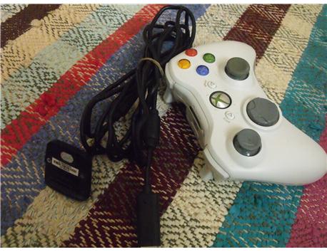 XBOX 360 KABLOSUZ OYUN KOLU-ŞARJ ADAPTÖRÜ (115 TL)