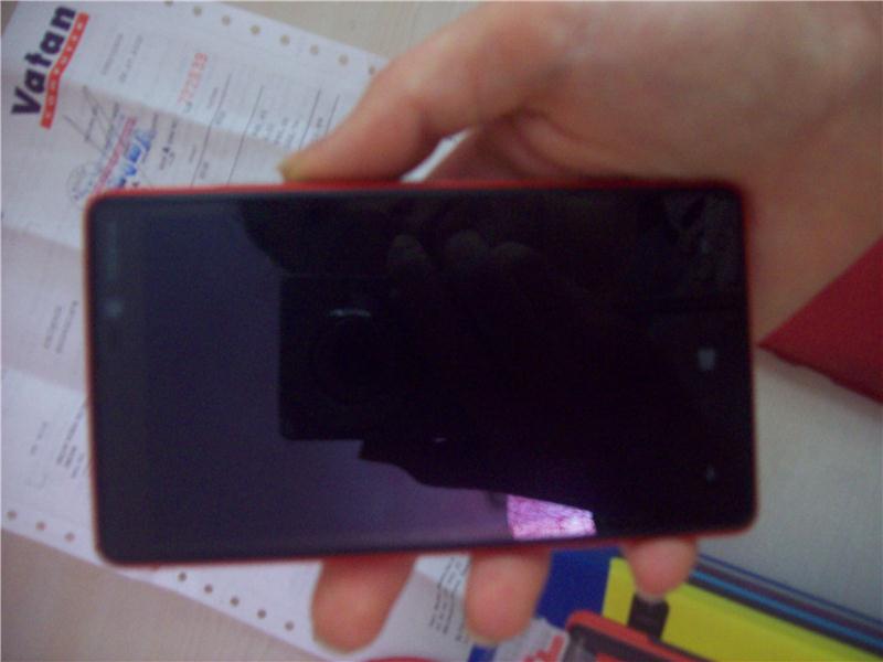 Lumia 820 Kırmızı Çiziksiz Garantili iPhone Takaslı