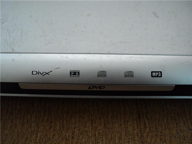 HOMETECH DVD PLAYER