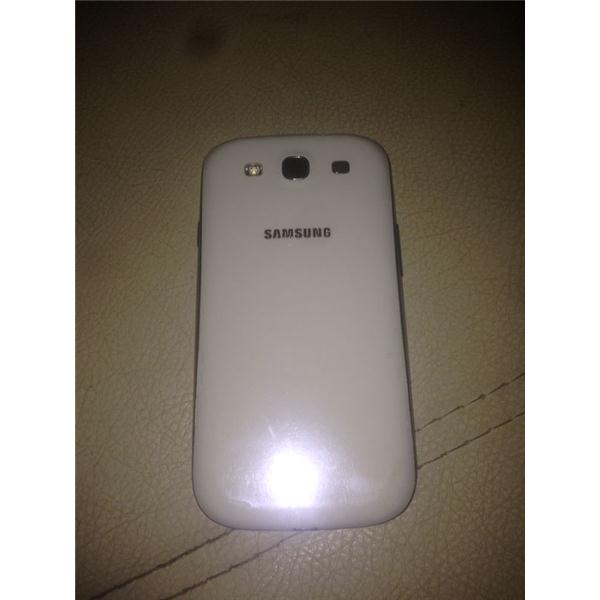 Samsung galaxy s3 takas