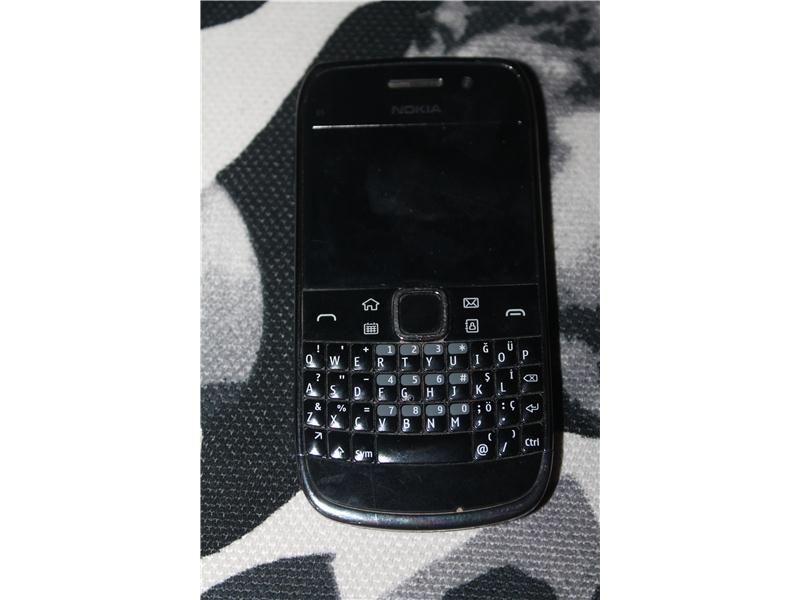 Nokia E6 telefon acil