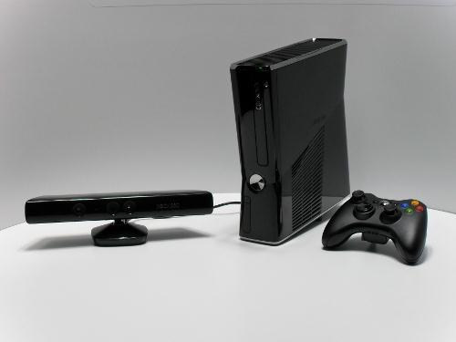 XBOX 360 Slim ve Kinect