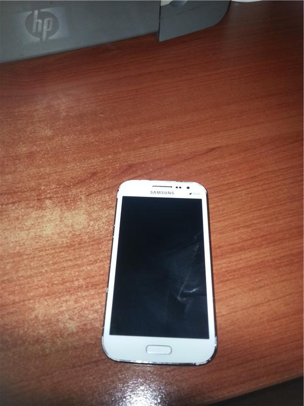 Samsung Galaxy win gt-I8552 