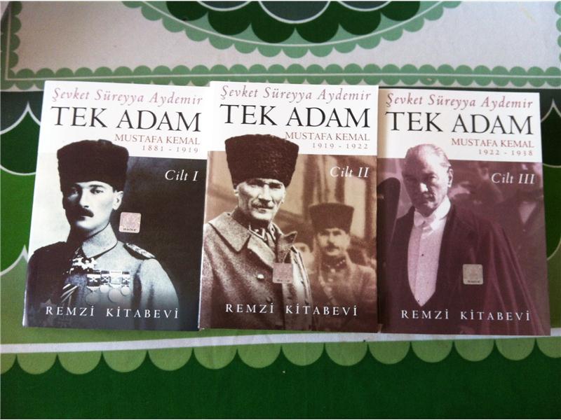 şevket süreyya aydemir 1. adam 2. adam 6 lı set sıfır