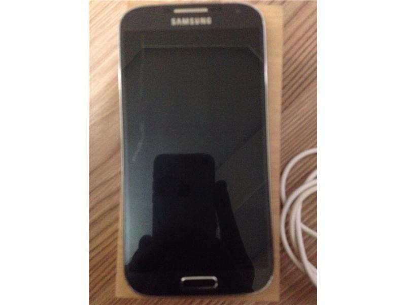 samsung galaxy s4 (iphone ile takas olur)