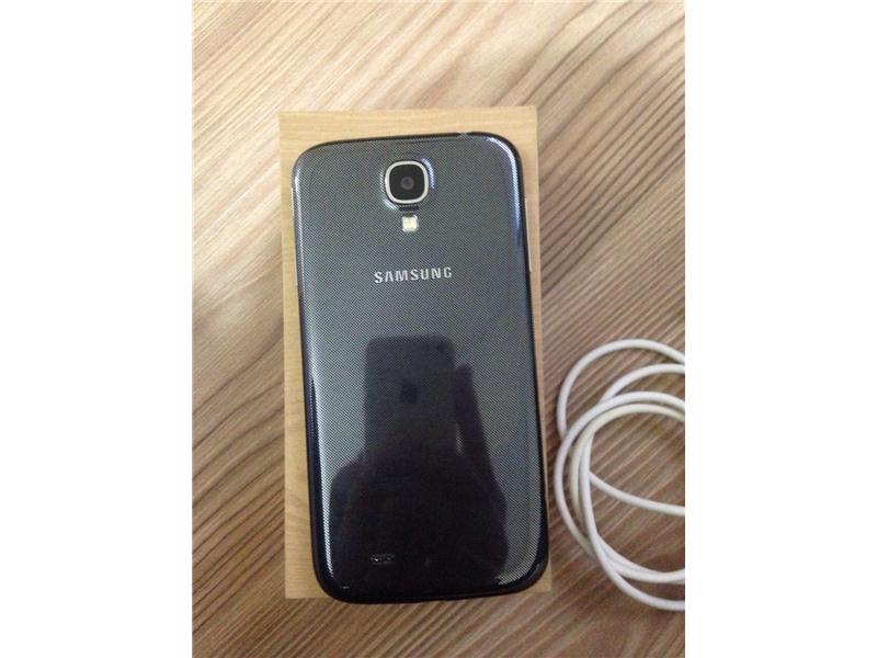 samsung galaxy s4 (iphone ile takas olur)