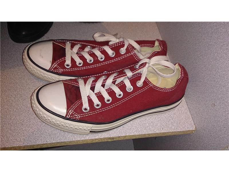 orijinal bordo converse ayakkabı 37,5 