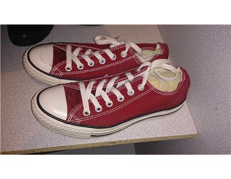 orijinal bordo converse ayakkabı 37,5 