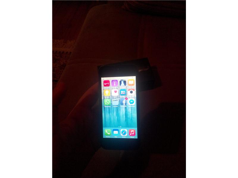 iPhone 5 temiz kutulu full aksesuarlı