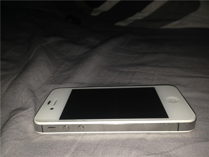 Takaslık İphone 4s (64 GB)