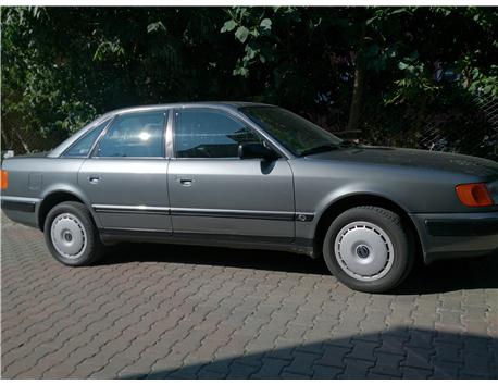 Audi 100 2.3 KAZASIZ BOYASIZ 110.000km otomatik bakımlı.