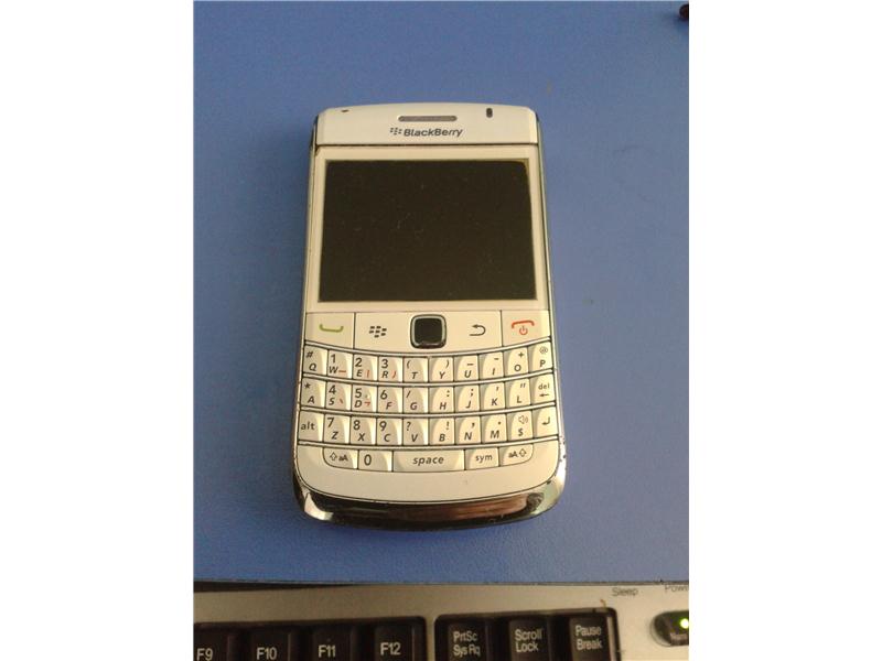 BLACBERRY İOS 9780 BOLD SORUNSUZDUR TAKAS OLUR