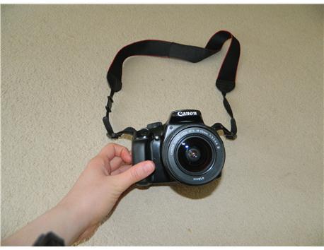 canon eos 1100d