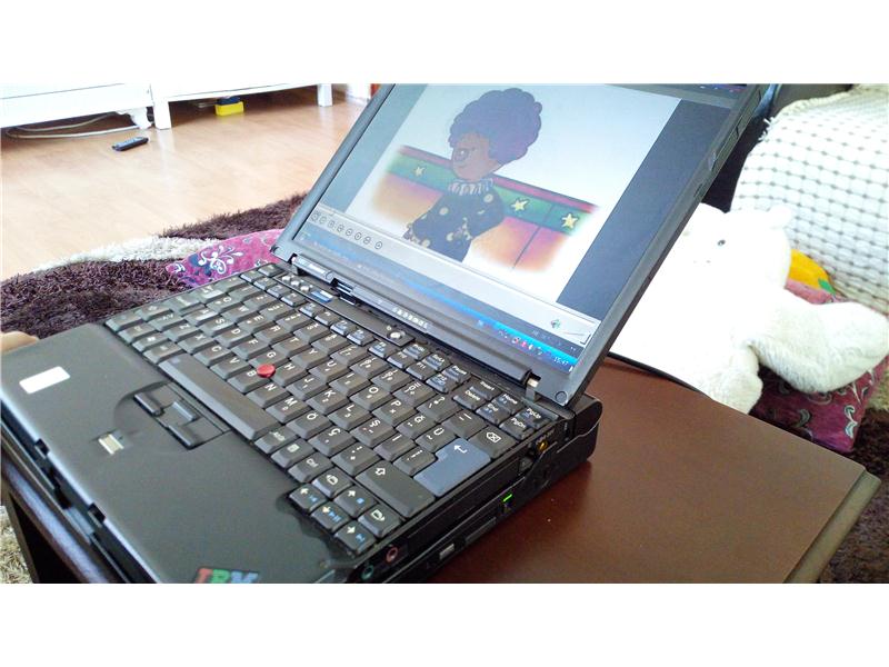 Lenovo IBM x60 Core2Duo 1.83GHz 2 gb rem 60gb hdd sata !!!