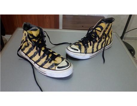 % 100 ORJİNAL CONVERSE VE NEW BAKANI 3 AYAKKABI SADECE 60 TL OLDUKÇA TEMİZ VE KUSURSUZLAR 38 NUMARA