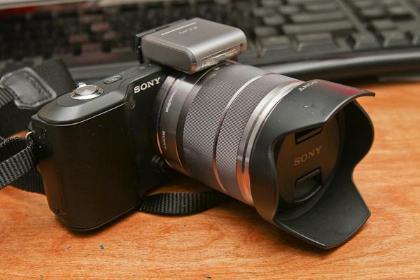 Sony Nex3  + SEL 18-200