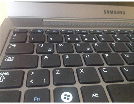 Samsung NP530U3B ULTRABOOK LAPTOP