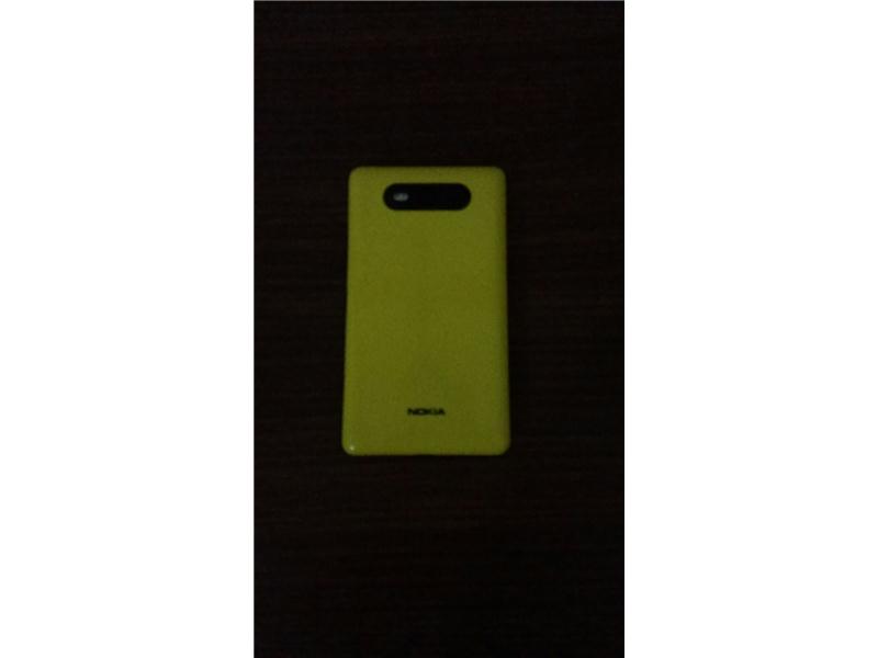 NOKİA LUMİA 820 8 GB 