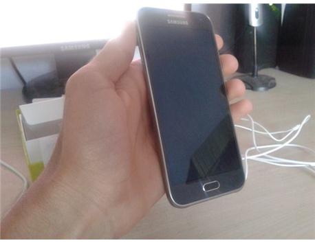 SAMSUNG GALAXY E5 