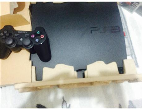 Playstation 3 320 GB ORJİNAL 6 OYUNLA BİRLİKTE 0 AYARINDA