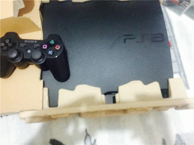 Playstation 3 320 GB ORJİNAL 6 OYUNLA BİRLİKTE 0 AYARINDA