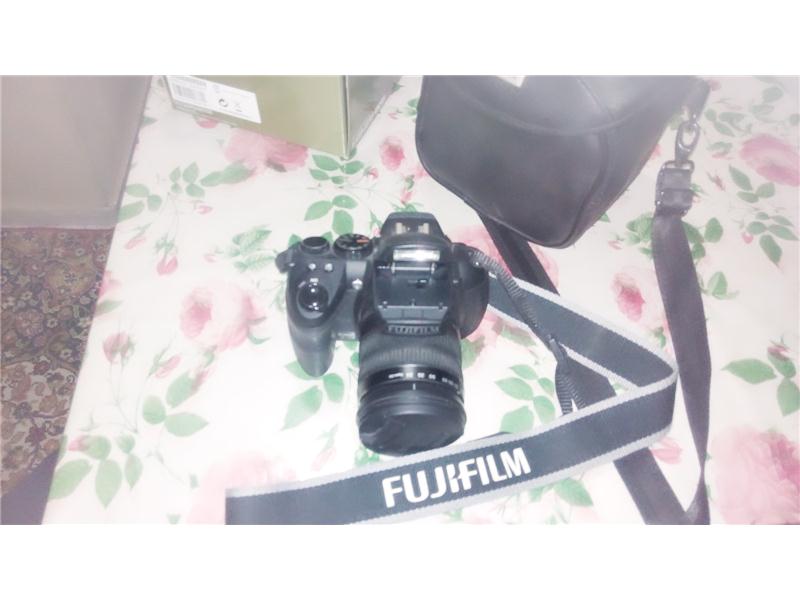 Fujifilm Finefix HS25 EXR