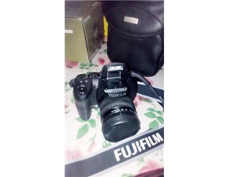 Fujifilm Finefix HS25 EXR