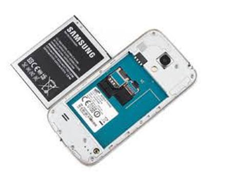 Samsung s4 mini çok temiz  iphone 4 veya 4 s ile takas olunur