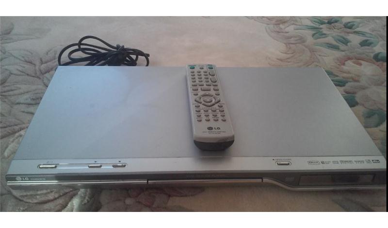 LG DVD DİVX PLAYER DG9843CM+KUMANDASI