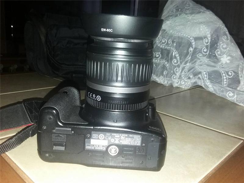 NİKON TAKASLI CANON 500D ÜSTÜNE 1 MİKTAR KOYULUR SAGLAM TEMİZ