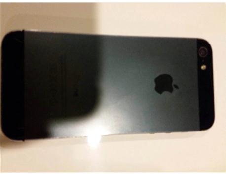 TAKASLI IPHONE 5 16 GB TEMİZ SAHİBİNDEN GARANTİLİ