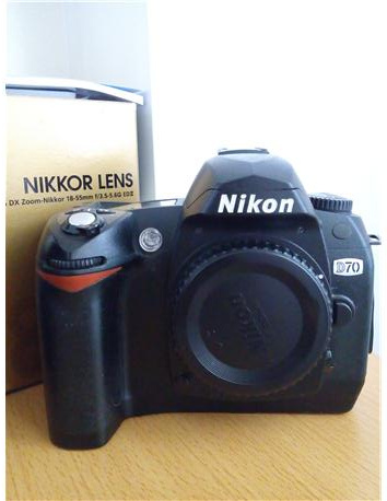 Nikon D70 SLR Profesyonel Fotoğraf Makinesi 