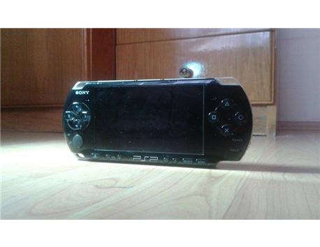 TERTEMİZ PSP 3003 + 4 OYUN PSVİTA İLE TAKAS OLUR !