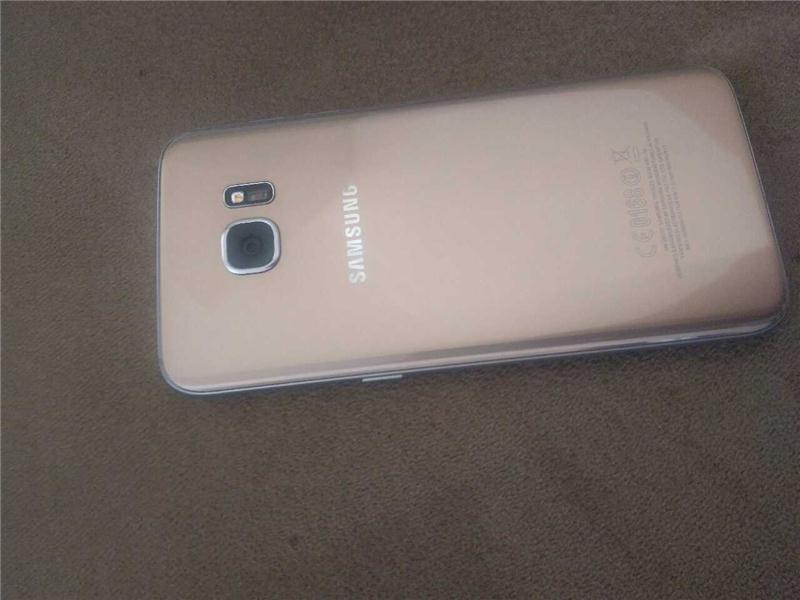 S7 edge gold 32 gb  2650 sadece motor takasli iyi bir motora tel+nakit verilebilir 