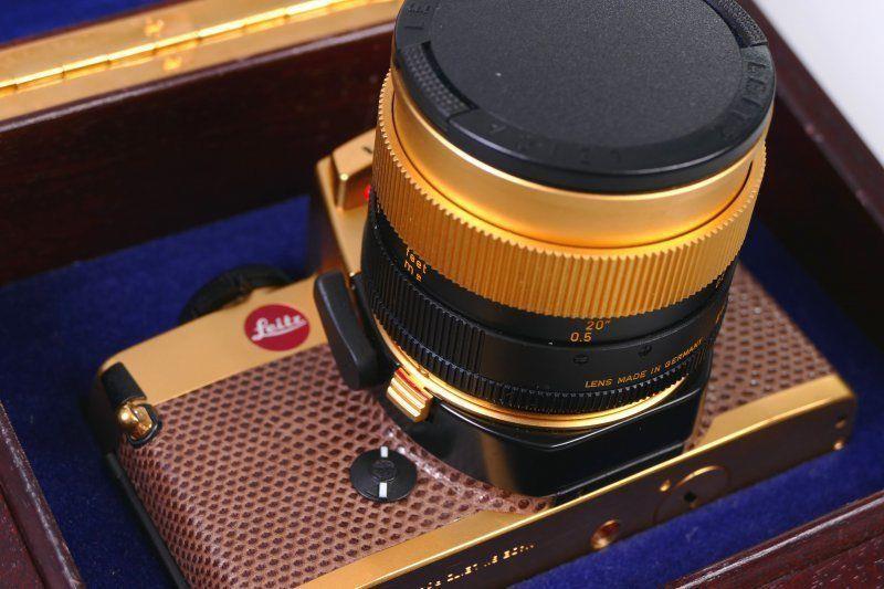 Leitz Leica R4 Gold Luxury Edition with Summilux 50mm 1.4