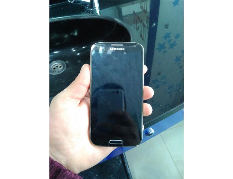 samsung galaxy s4 temiz takas olur