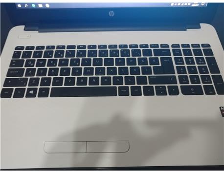 Takas! HP 15-AF109NT AMD A8 7410 Harici 2 GB E.K 8GB RAM 1TB HDD