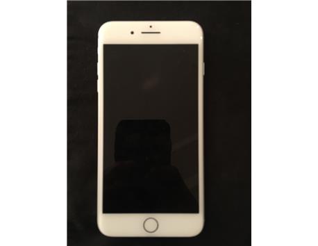 Apple iPhone 7 (En Yeni Model) - 32GB - Siyah (Fabrika Kilidi Açılmamış) Smartphone