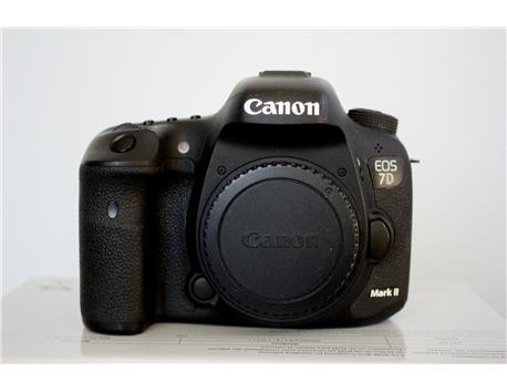 Canon EOS 7D Mark II Dijital SLR Kamera Gövde 20,2MP Full HD Japonya Model Yeni