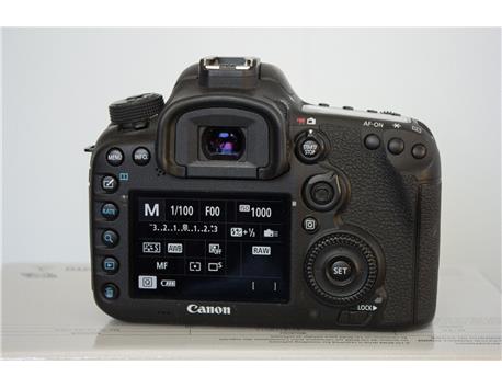 Canon EOS 7D Mark II Dijital SLR Kamera Gövde 20,2MP Full HD Japonya Model Yeni