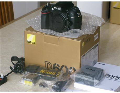 Nikon D600 Dijital Fotoğraf Makinesi Gövdesi