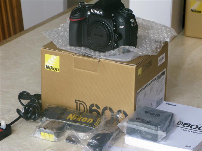 Nikon D600 Dijital Fotoğraf Makinesi Gövdesi