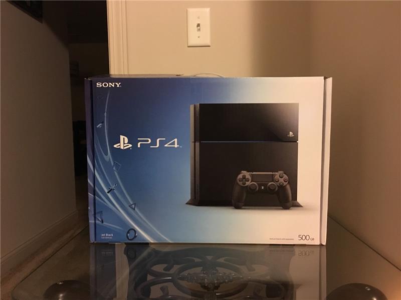 Sony PlayStation 4 Version 500GB Jet Black Console